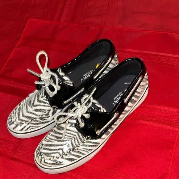Sperry Black and White Sequin Sneakers with Eye-Catching Zebra Design Size 8.5 - Picture 4 of 12
